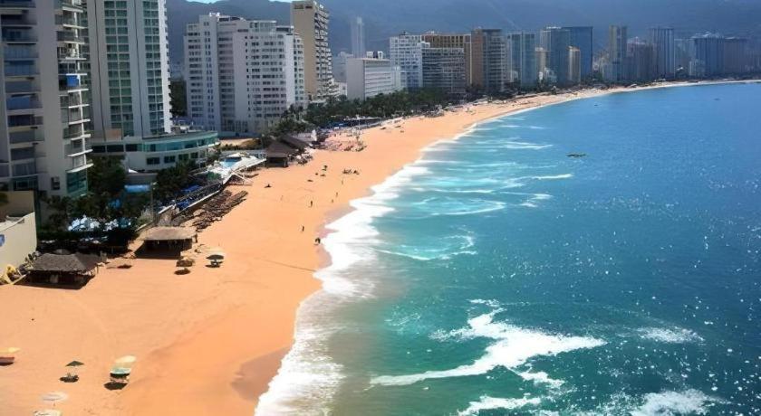 Resort Acapulco, An Ihg 4*